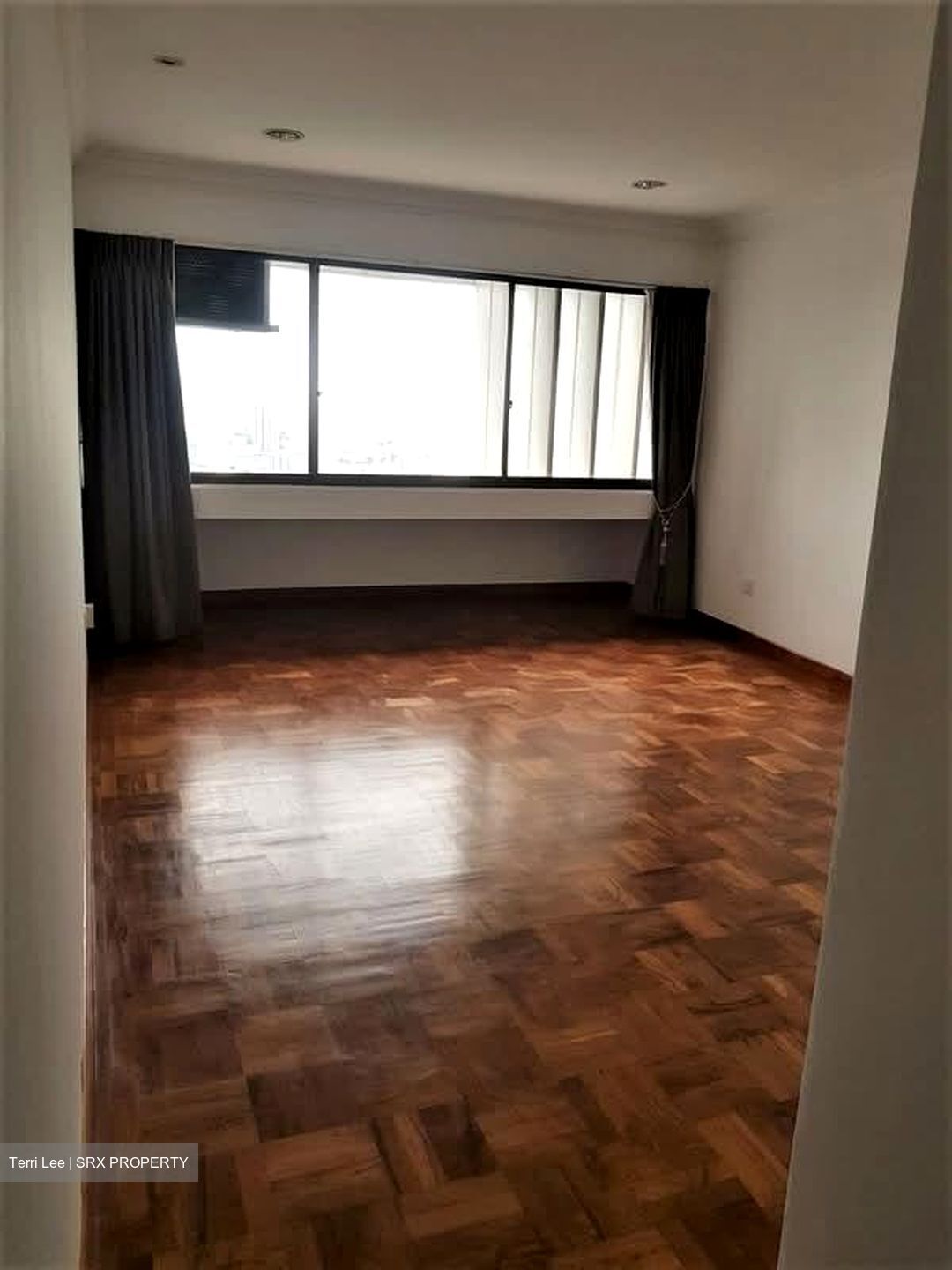 Cairnhill Plaza (D9), Apartment #570123901